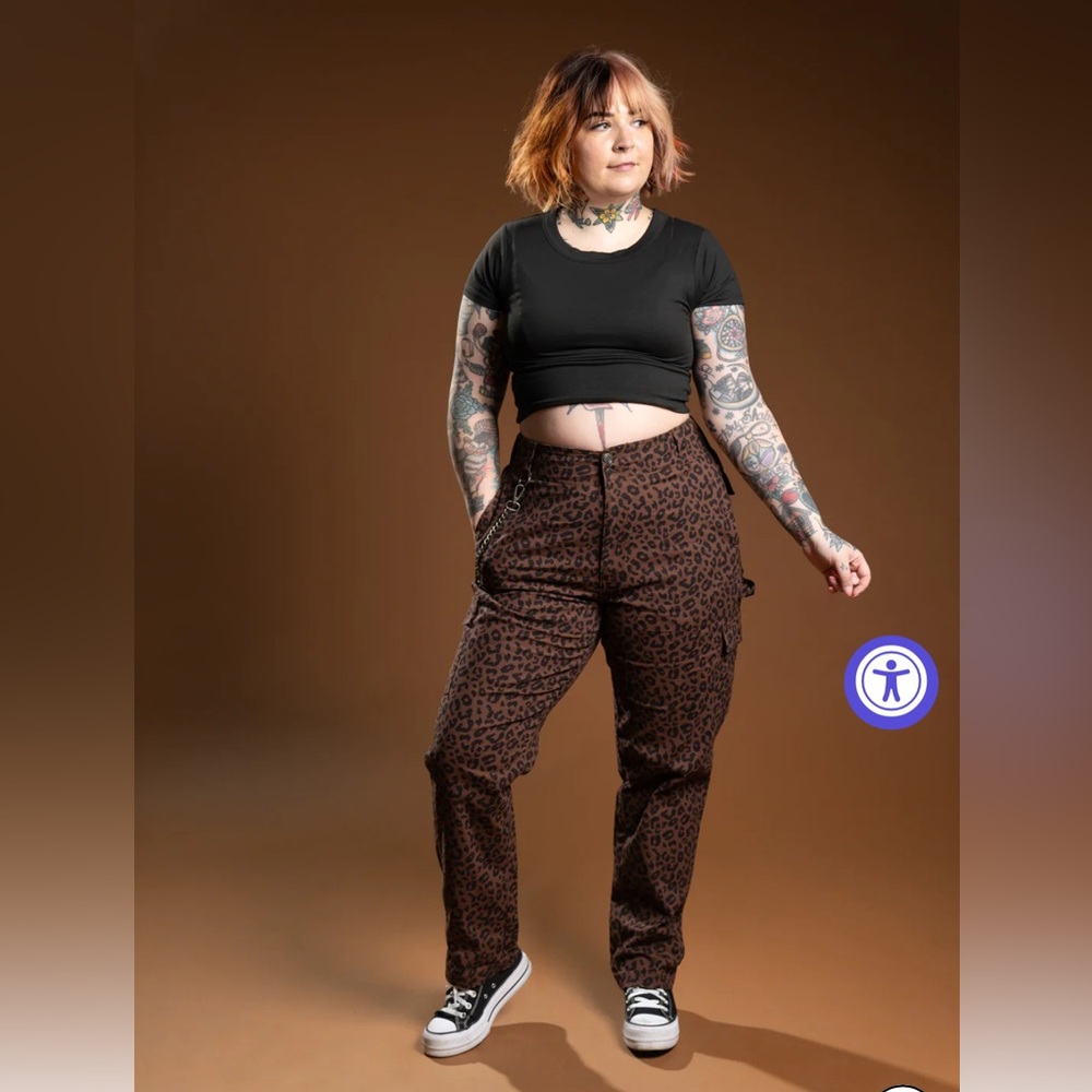 THE SLOANE CARGO PANT - LEOPARD